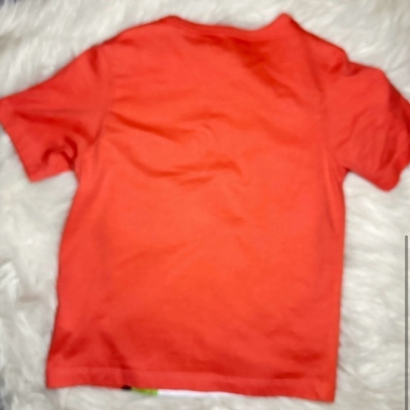 Children’s Place boy’s tee shirts | dinosaur paz peace play | size 3t | 2 shirts - Picture 5 of 11